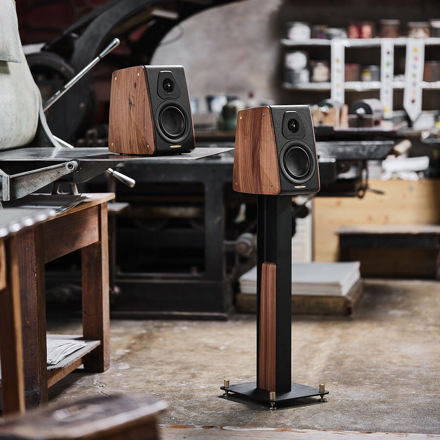 Sonus Faber CONCERTINO G4, lentyninė kolonėlė